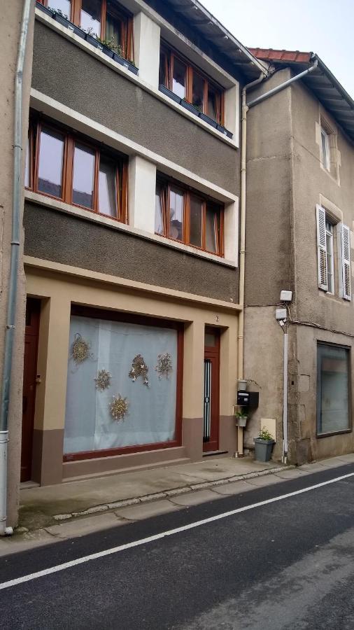Le Passage Du Faubourg, Agreable T3 En Duplex De 120M2 Apartment Saint-Leonard-de-Noblat Luaran gambar
