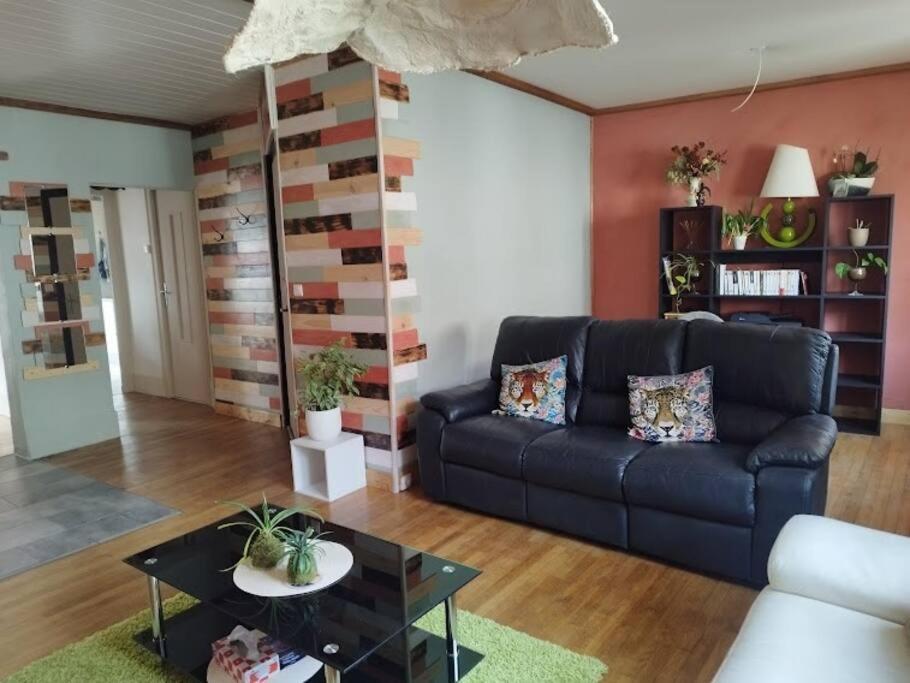 Le Passage Du Faubourg, Agreable T3 En Duplex De 120M2 Apartment Saint-Leonard-de-Noblat Luaran gambar